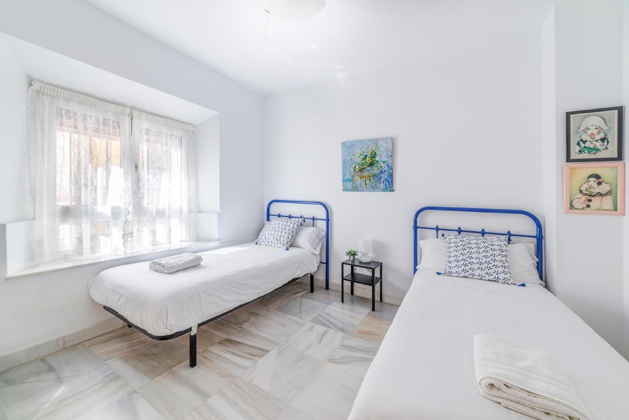 Alohamundi Almansa Apartman Sevilla Kültér fotó