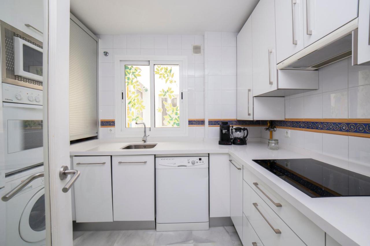 Alohamundi Almansa Apartman Sevilla Kültér fotó